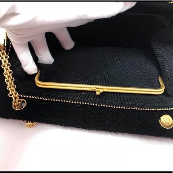 Mademoiselle Chain Totel - Picture 11 of 16